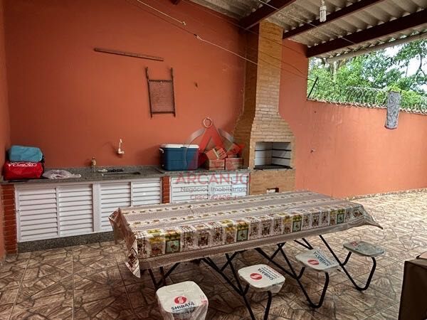 Casa, 3 quartos, 229 m² - Foto 3