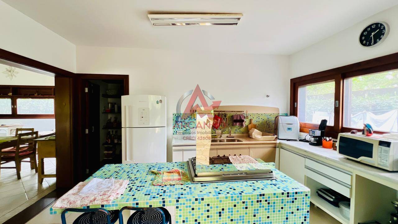 Casa, 5 quartos, 240 m² - Foto 32