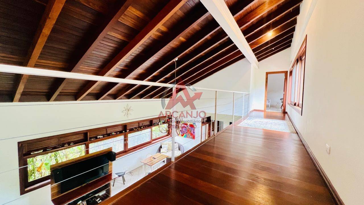 Casa, 5 quartos, 240 m² - Foto 46