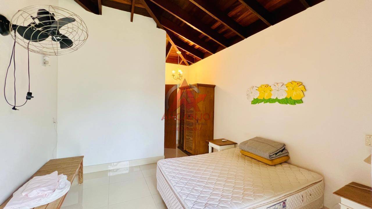 Casa, 5 quartos, 240 m² - Foto 36