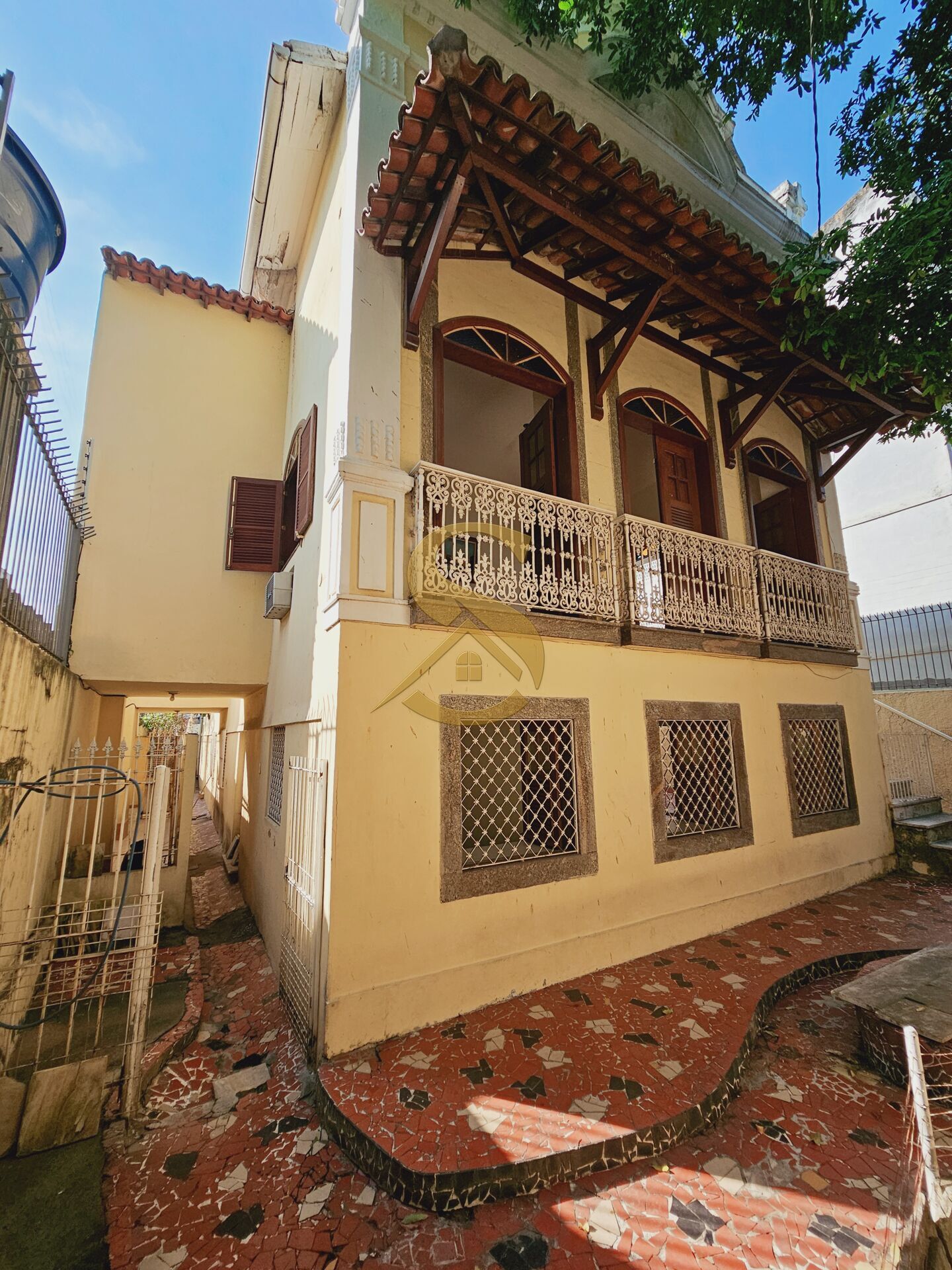 Casa, 6 quartos, 584 m² - Foto 2