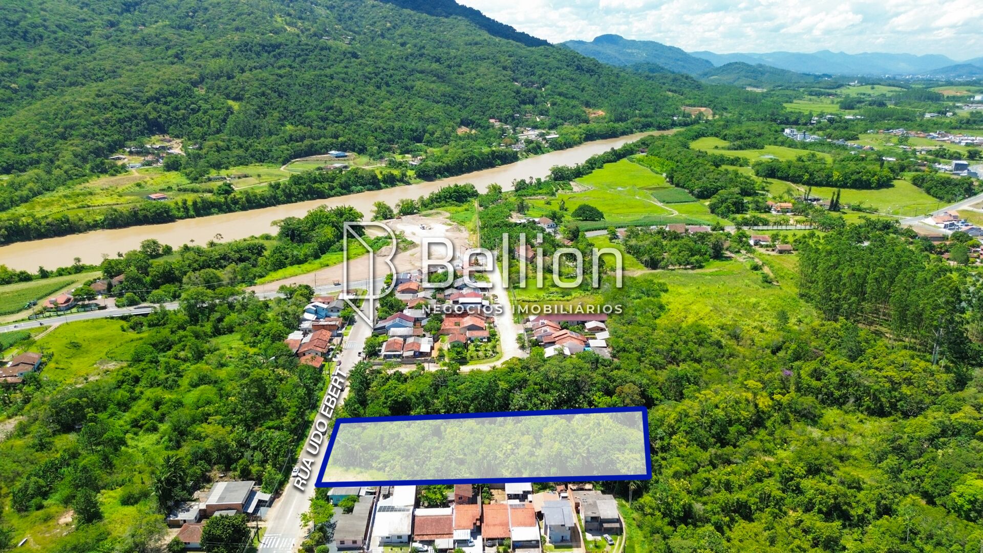 Terreno urbano de 3.950 m no Warnow em Indaial, próximo à praça do Jeep clube. — foto 5