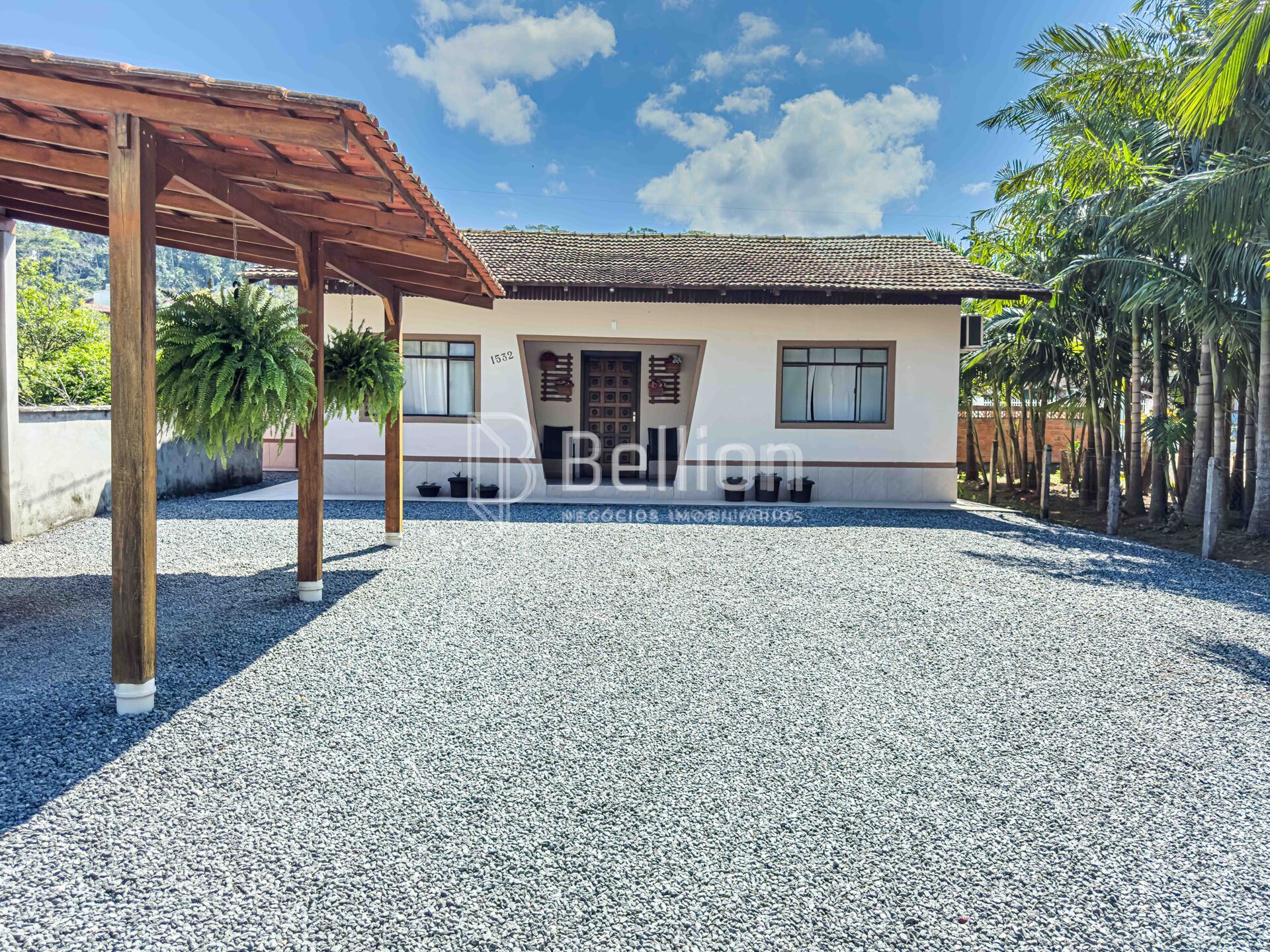 Casa com 4 quartos no Ribeirão das Pedras em Indaial - foto 1