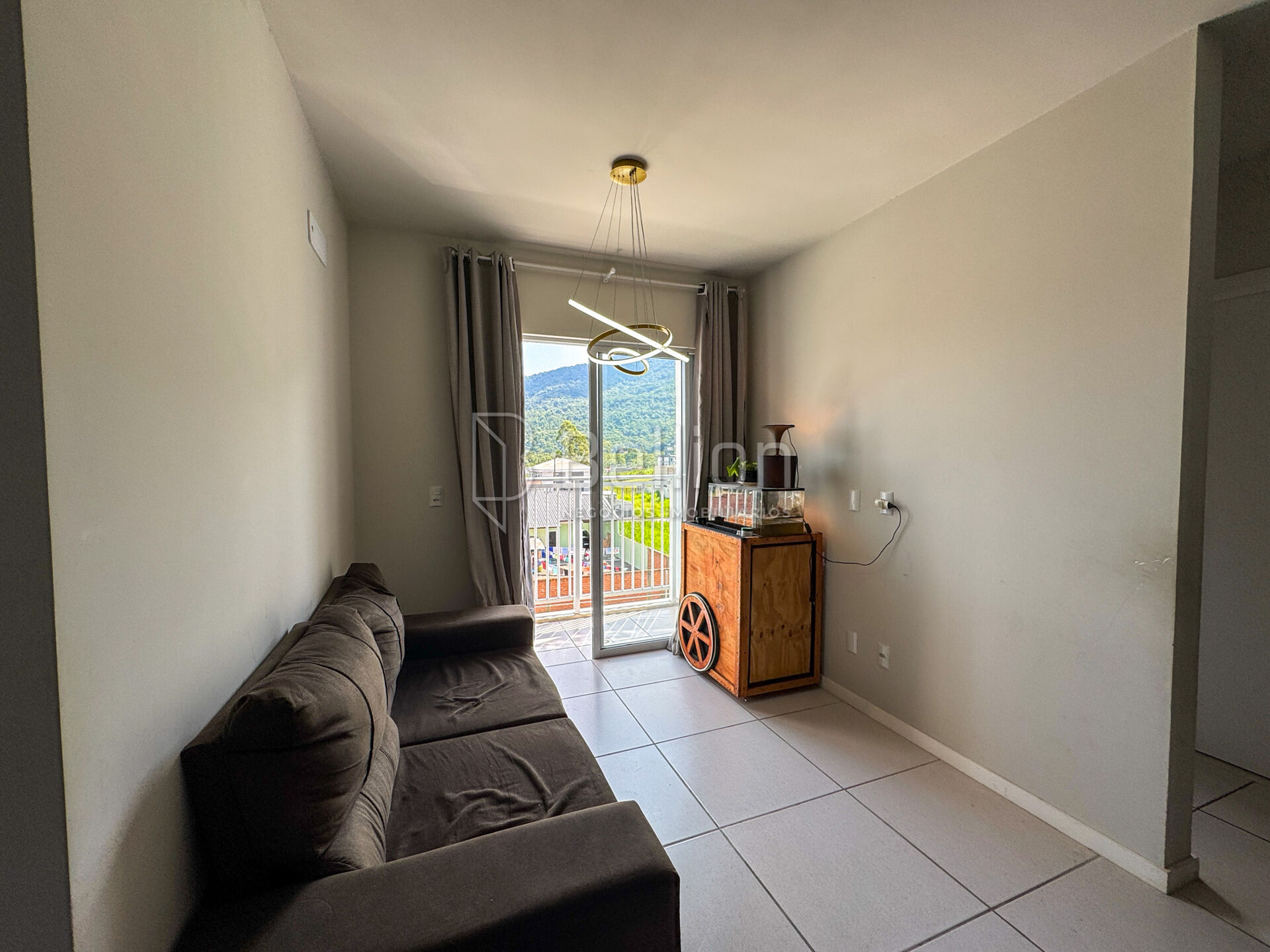 Apartamento com piscina, dois quartos, semi mobiliado em Indaial - moderno e pronto para morar! — foto 2