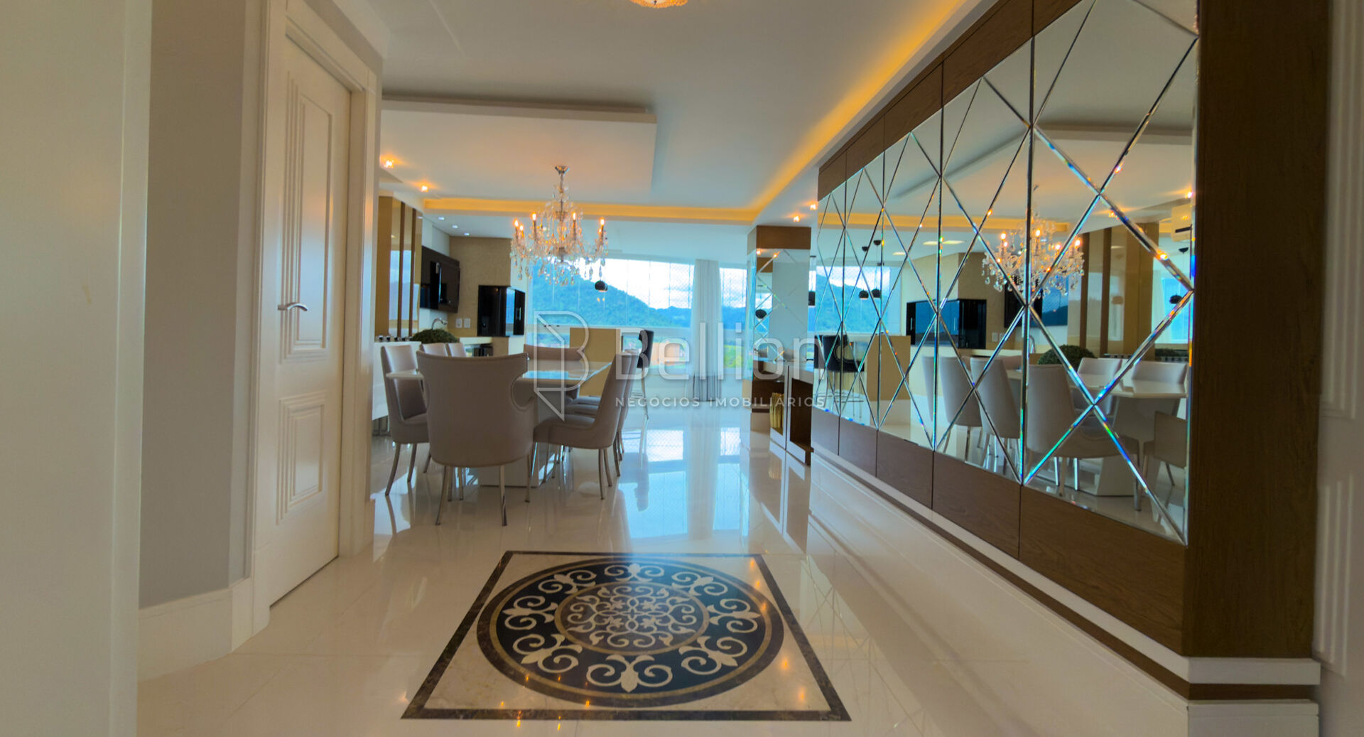 Apartamento mobiliado com 3 suítes no Centro de Timbó — foto 5