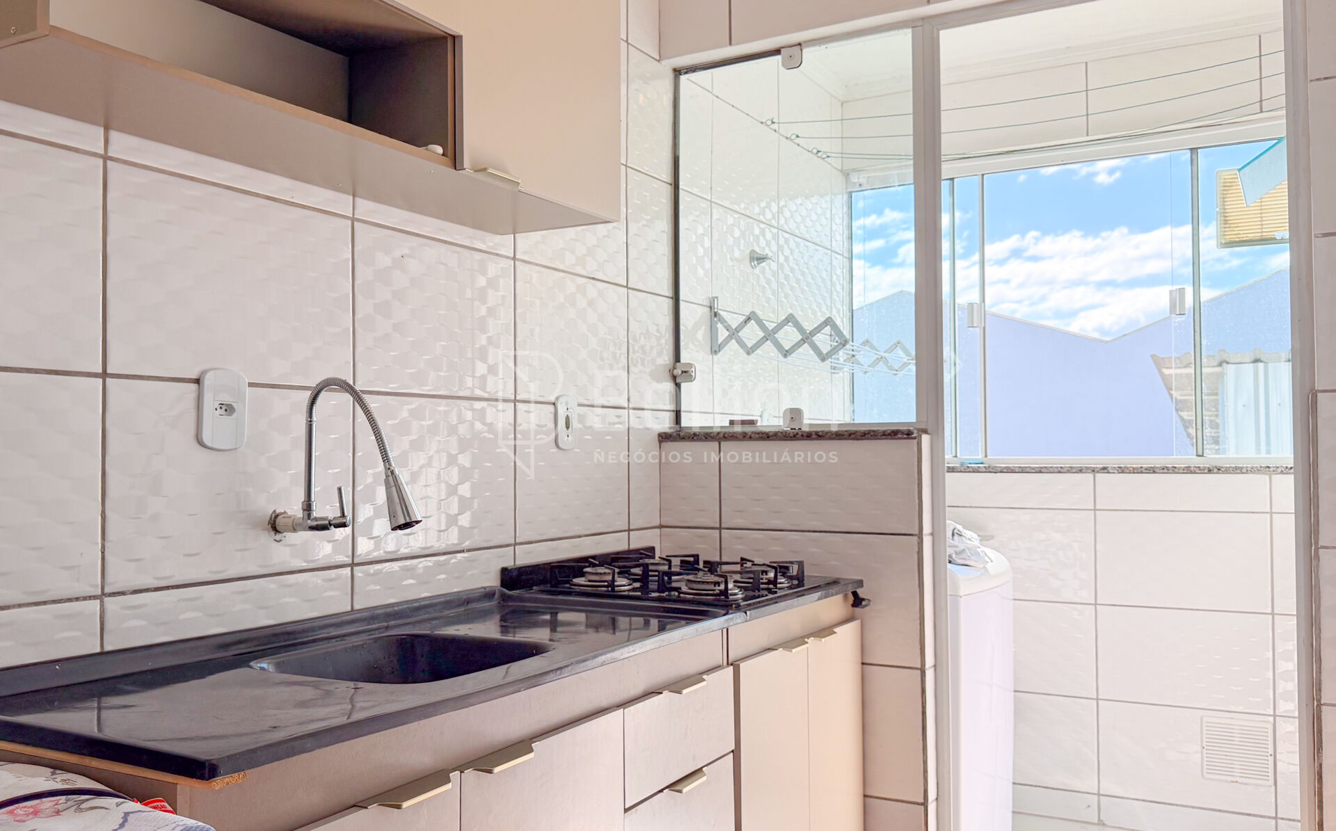 Apartamento com 3 quartos, reformado, ótima localização em Timbó — foto 3