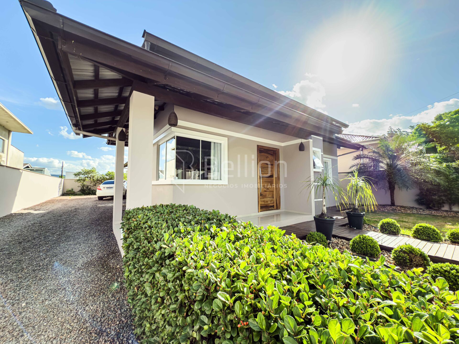 Casa com suíte no centro de Rodeio - foto 1