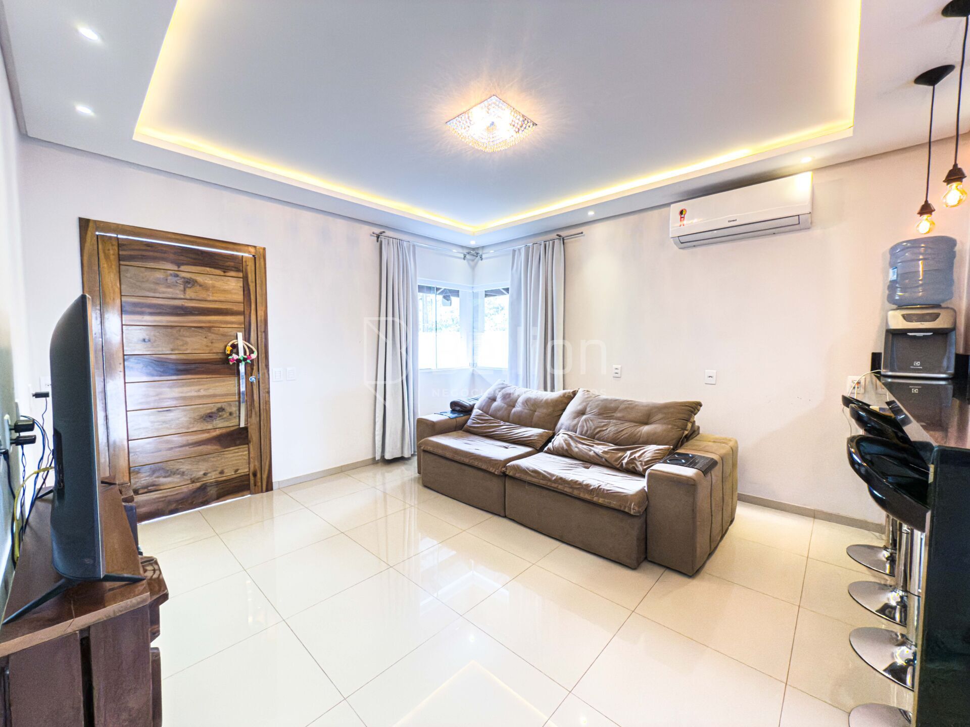 Casa com suíte no centro de Rodeio — foto 2