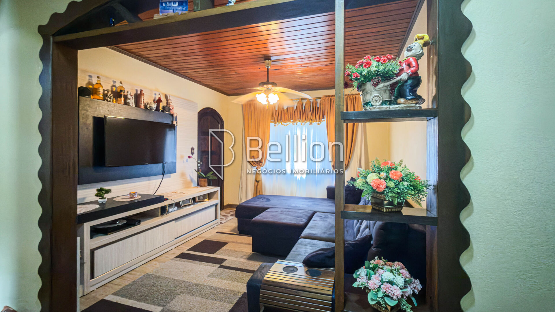 Belíssima casa no bairro dos lagos em rodeio. — foto 3