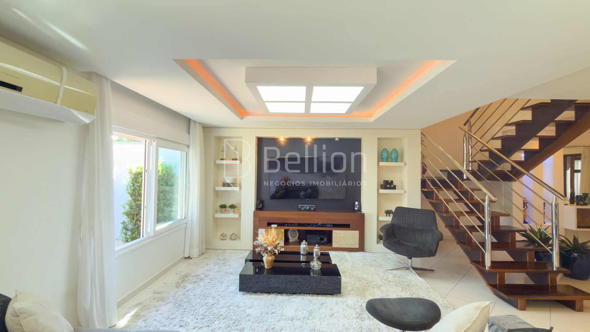 Uma casa que traduz alto padrão em cada detalhe. — foto 3