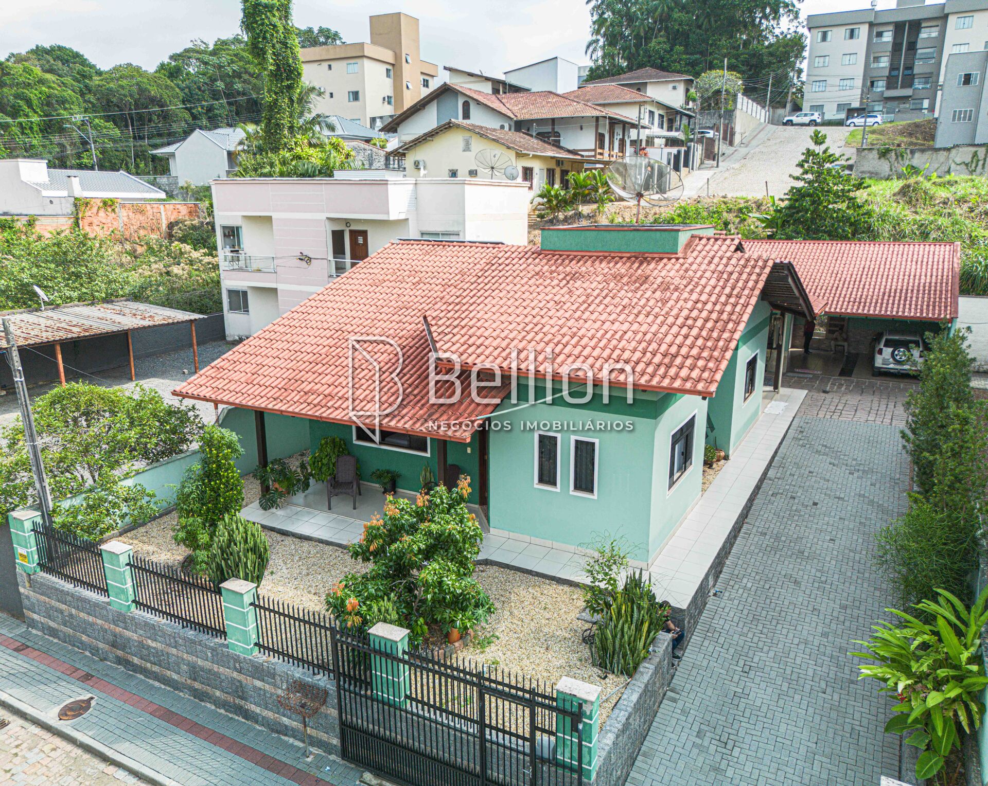 Casa de 1 suíte + 3 quartos e com área de festas no bairro das Nações em Indaial! — foto 2