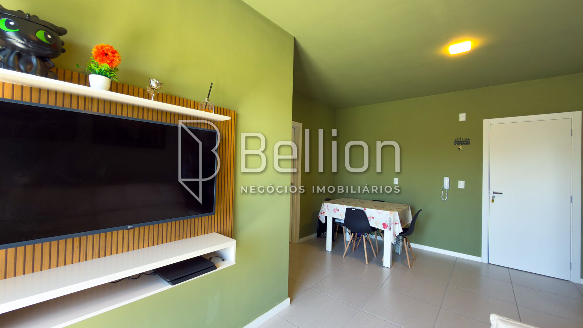 Apartamento de 2 quartos semi-mobiliado e com piscina no Warnow em Indaial. — foto 4