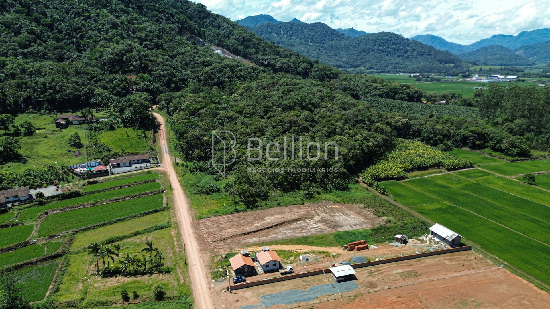 Terreno amplo no Centro de Rio dos Cedros - Excelente potencial — foto 5
