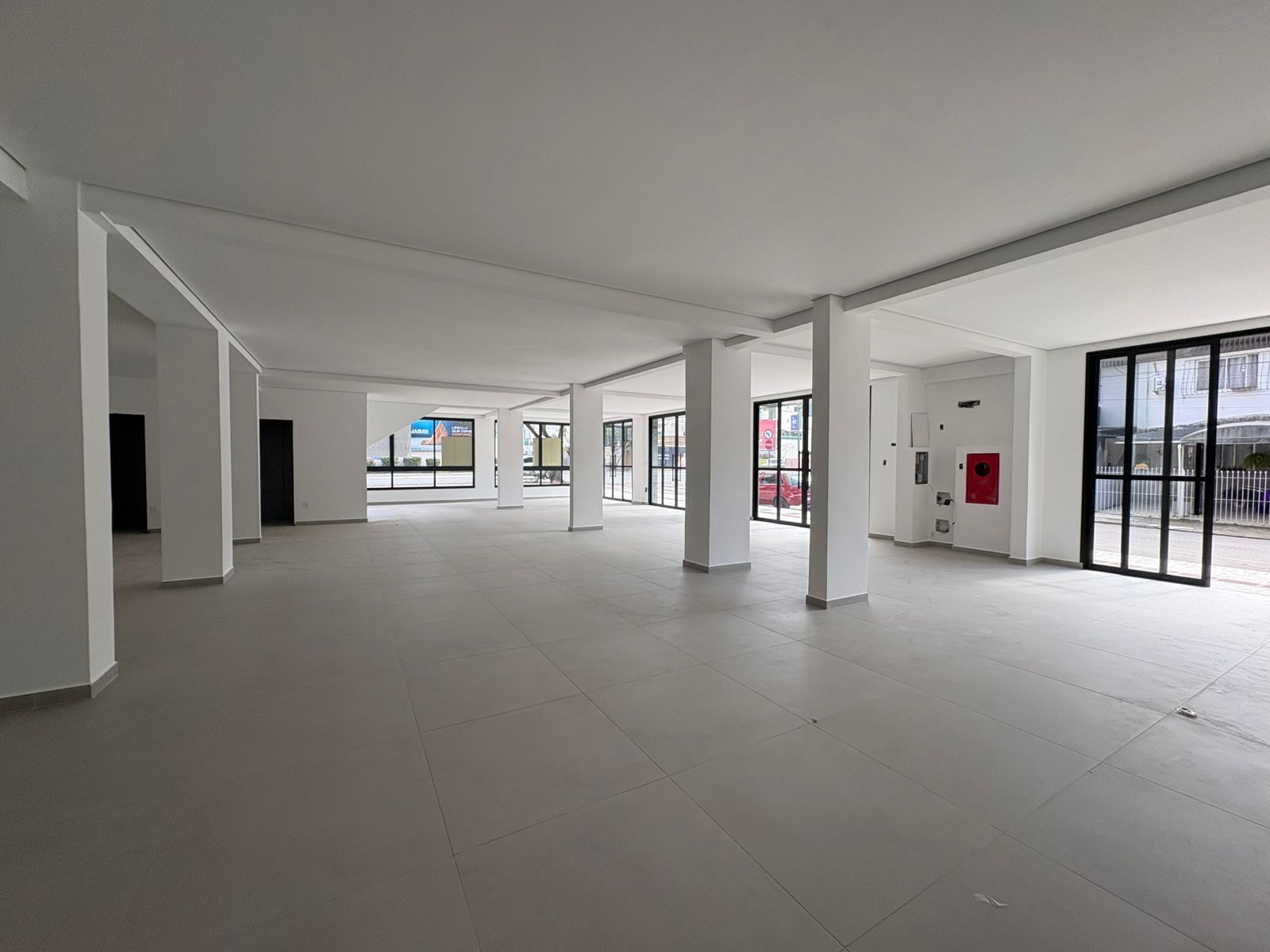 Sala-Conjunto, 220 m² - Foto 2