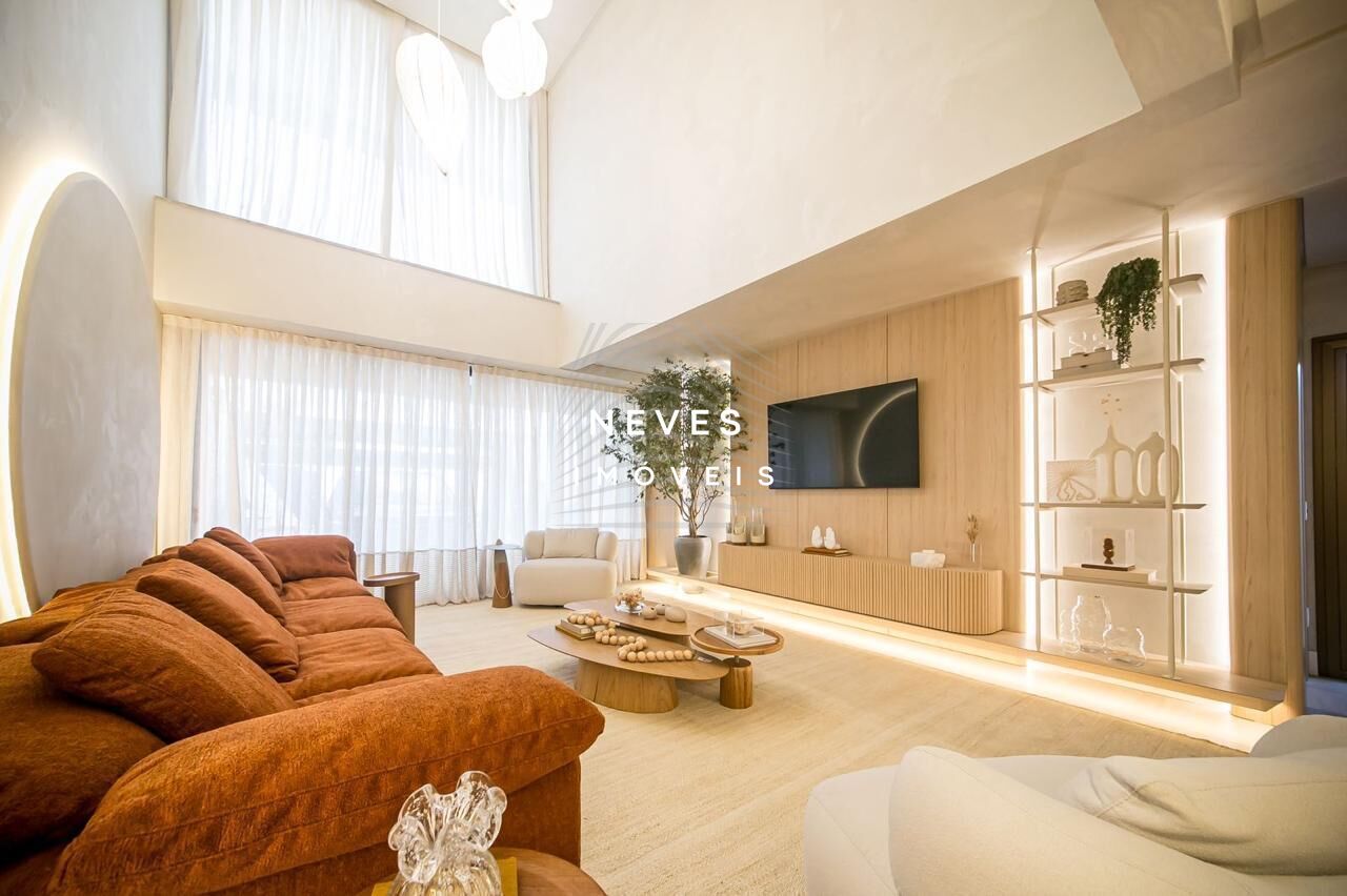 Apartamento, 3 quartos, 265 m² - Foto 1