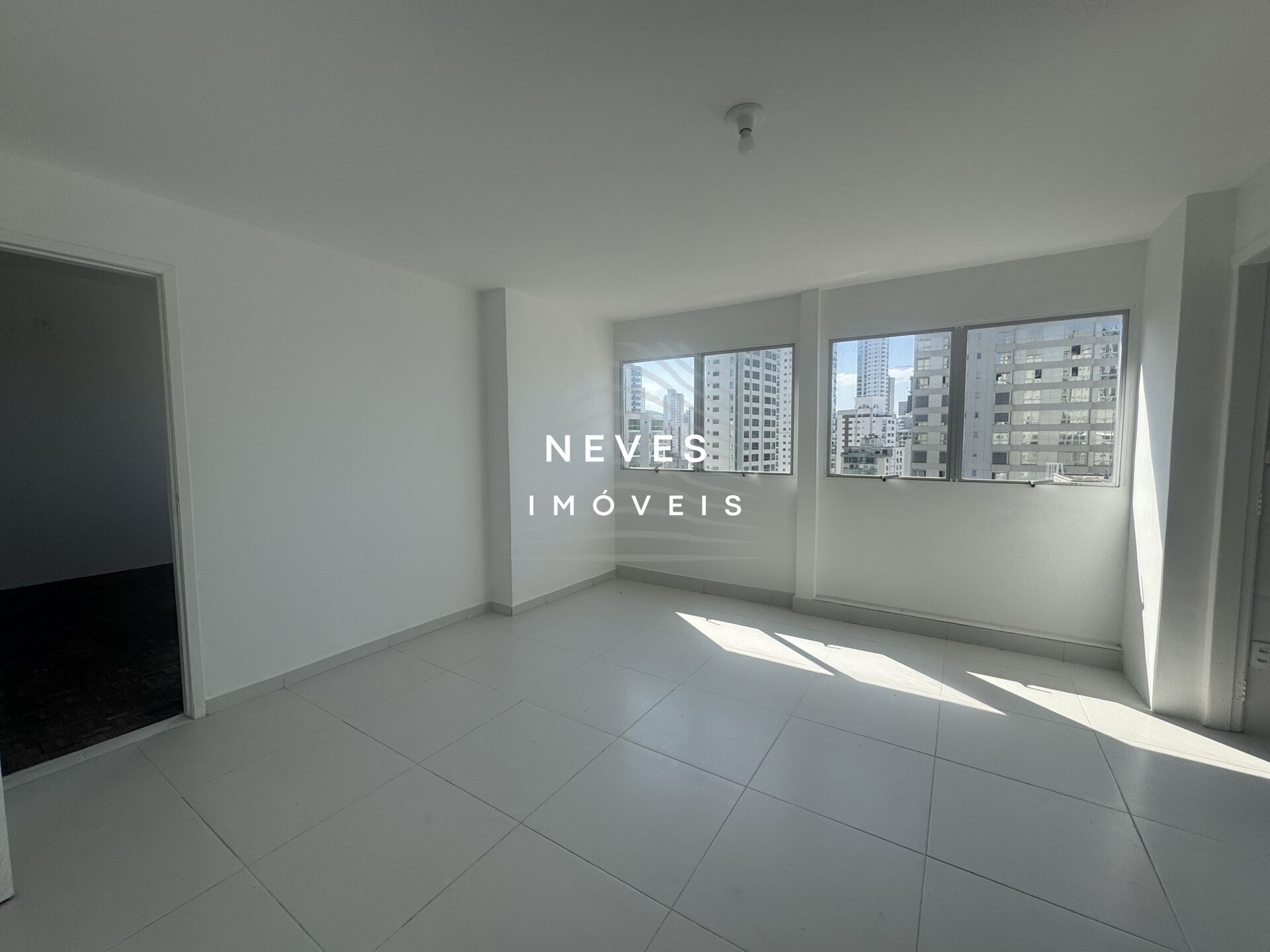 Sala-Conjunto, 555 m² - Foto 15