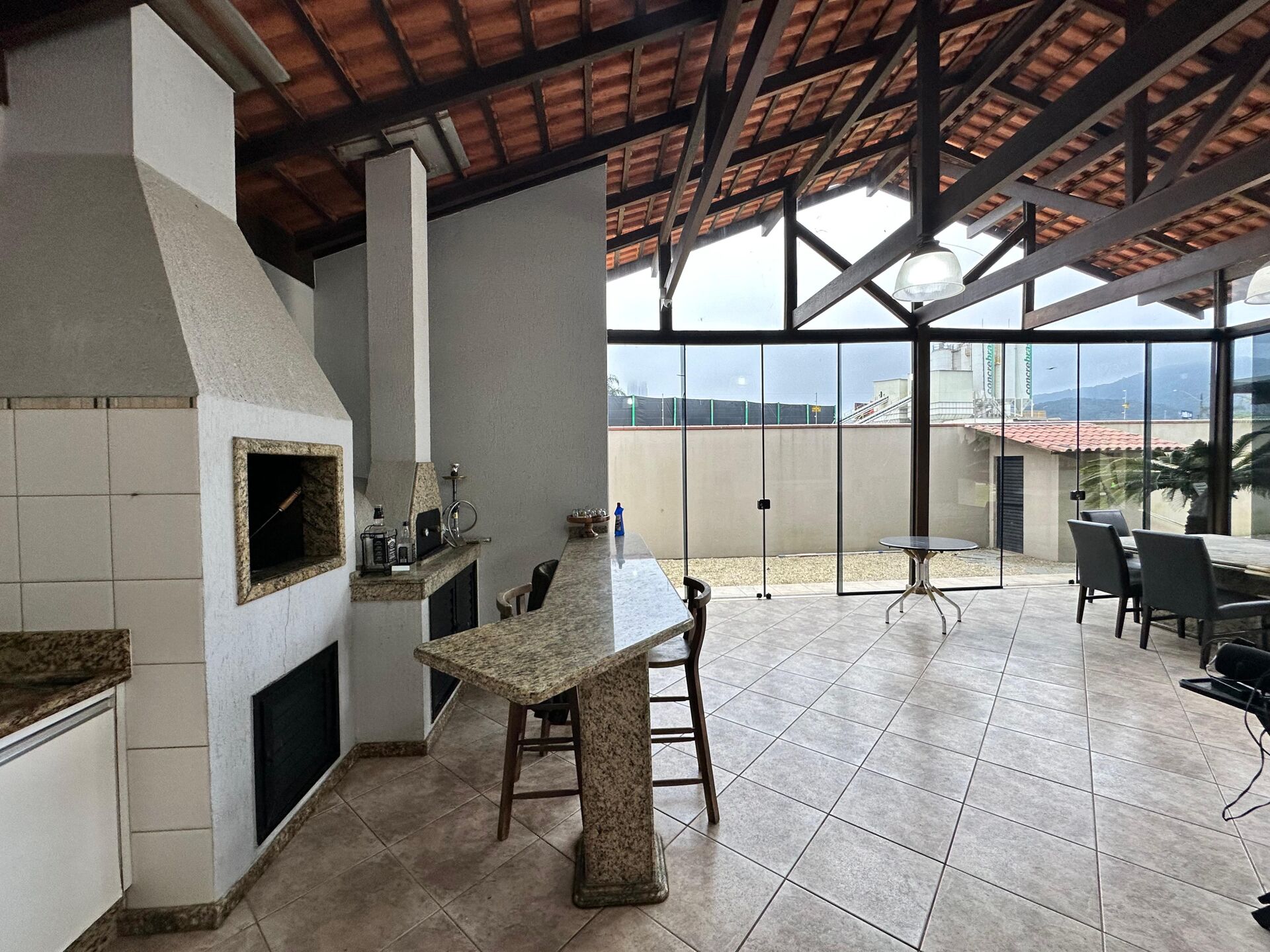 Casa, 3 quartos, 300 m² - Foto 9
