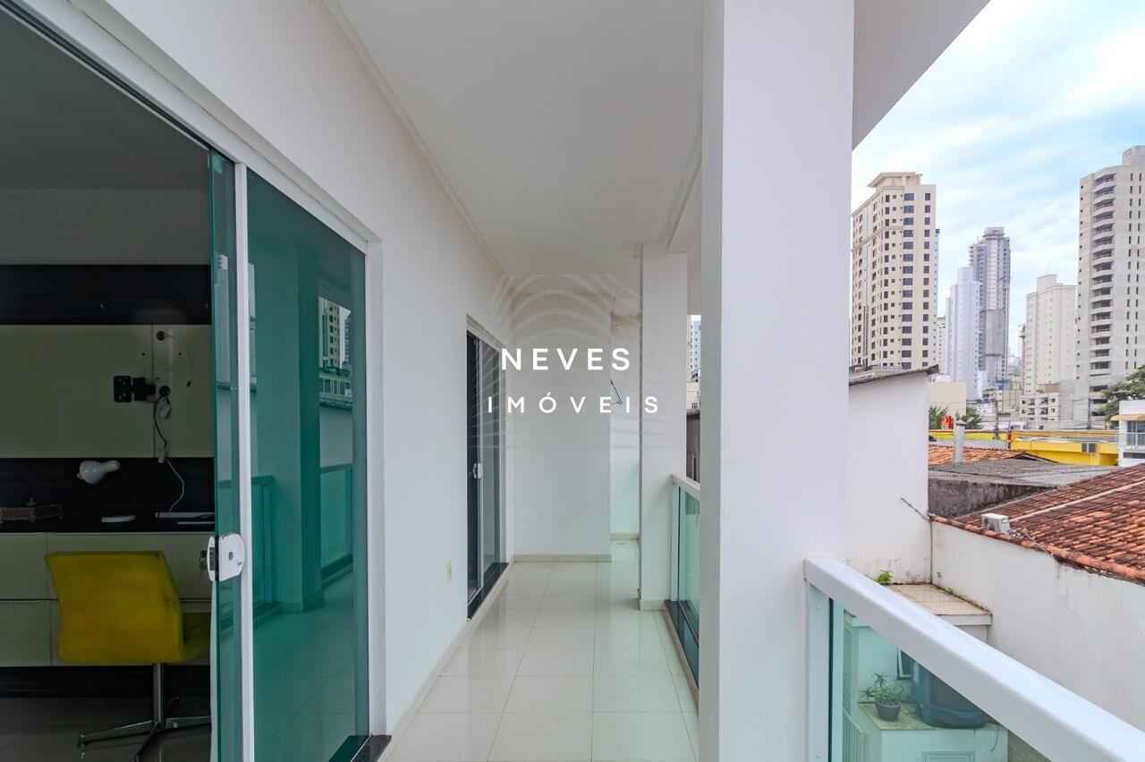 Casa, 4 quartos, 300 m² - Foto 22