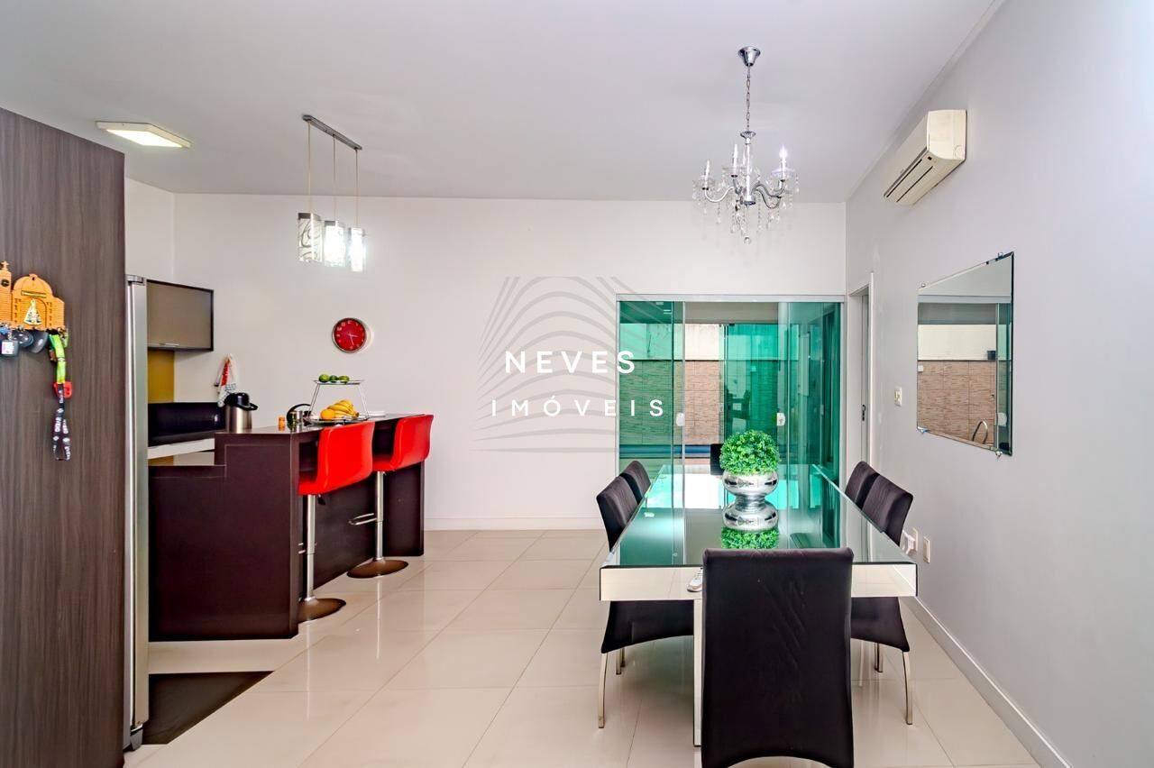 Casa, 4 quartos, 300 m² - Foto 37