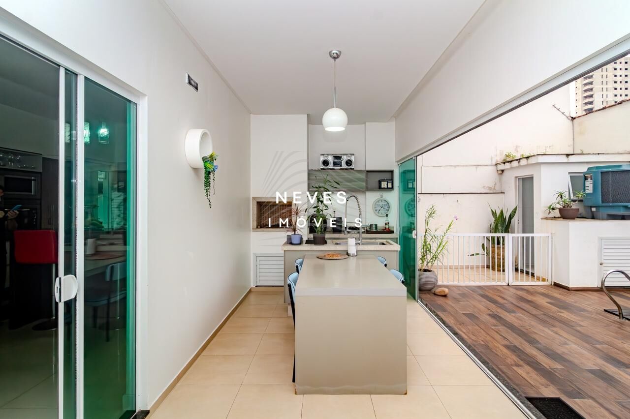 Casa, 4 quartos, 300 m² - Foto 47