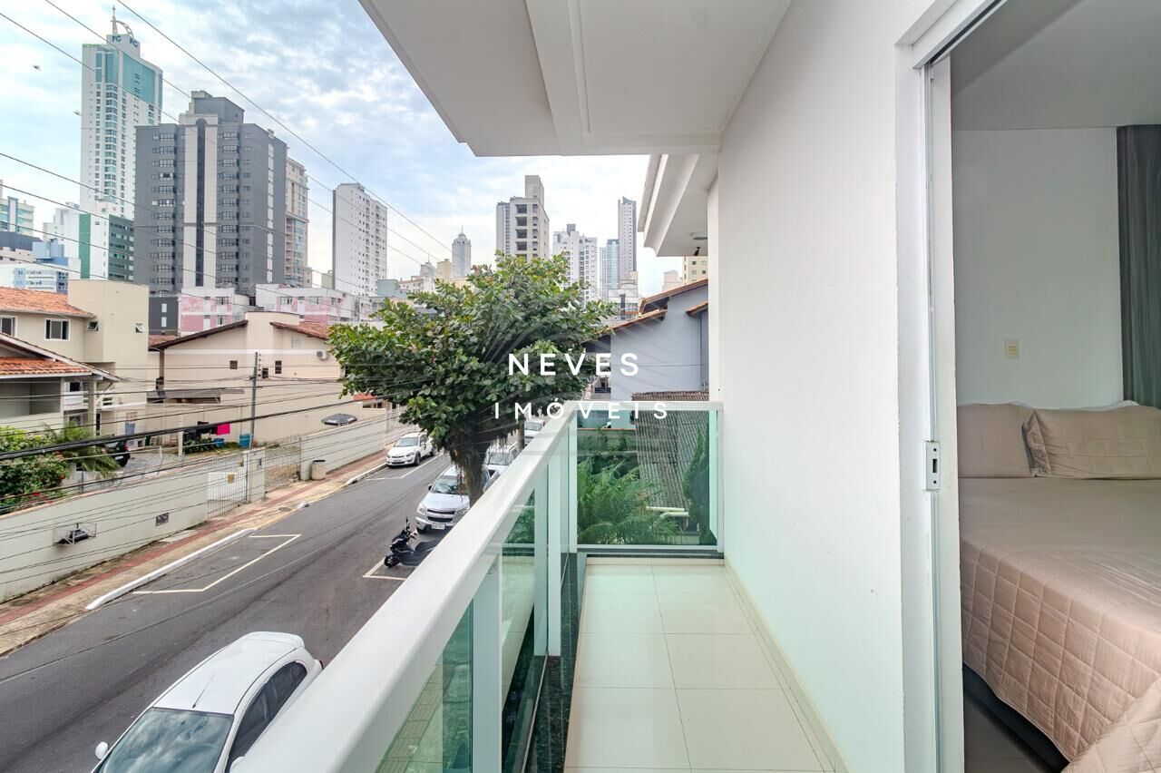 Casa, 4 quartos, 300 m² - Foto 28