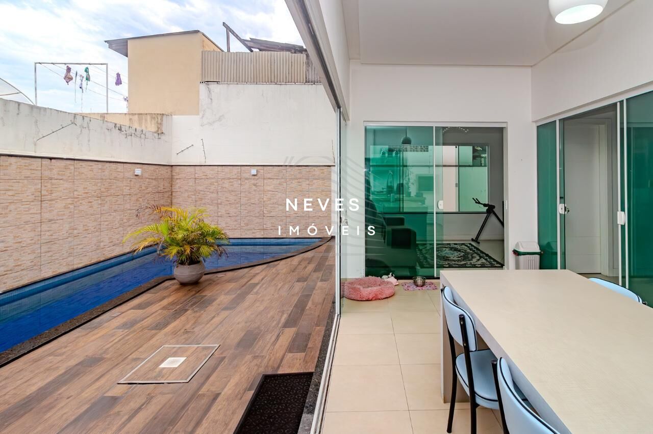 Casa, 4 quartos, 300 m² - Foto 5