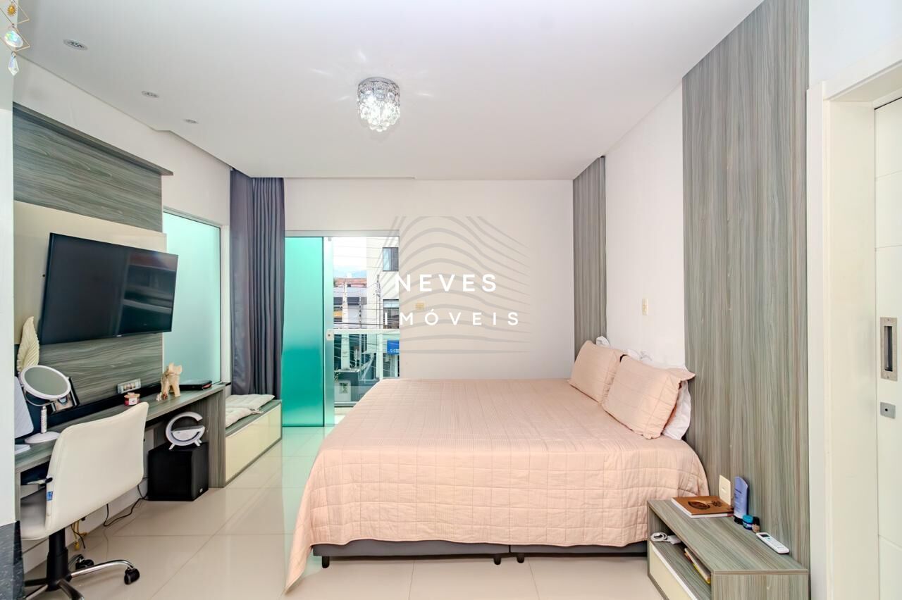 Casa, 4 quartos, 300 m² - Foto 30
