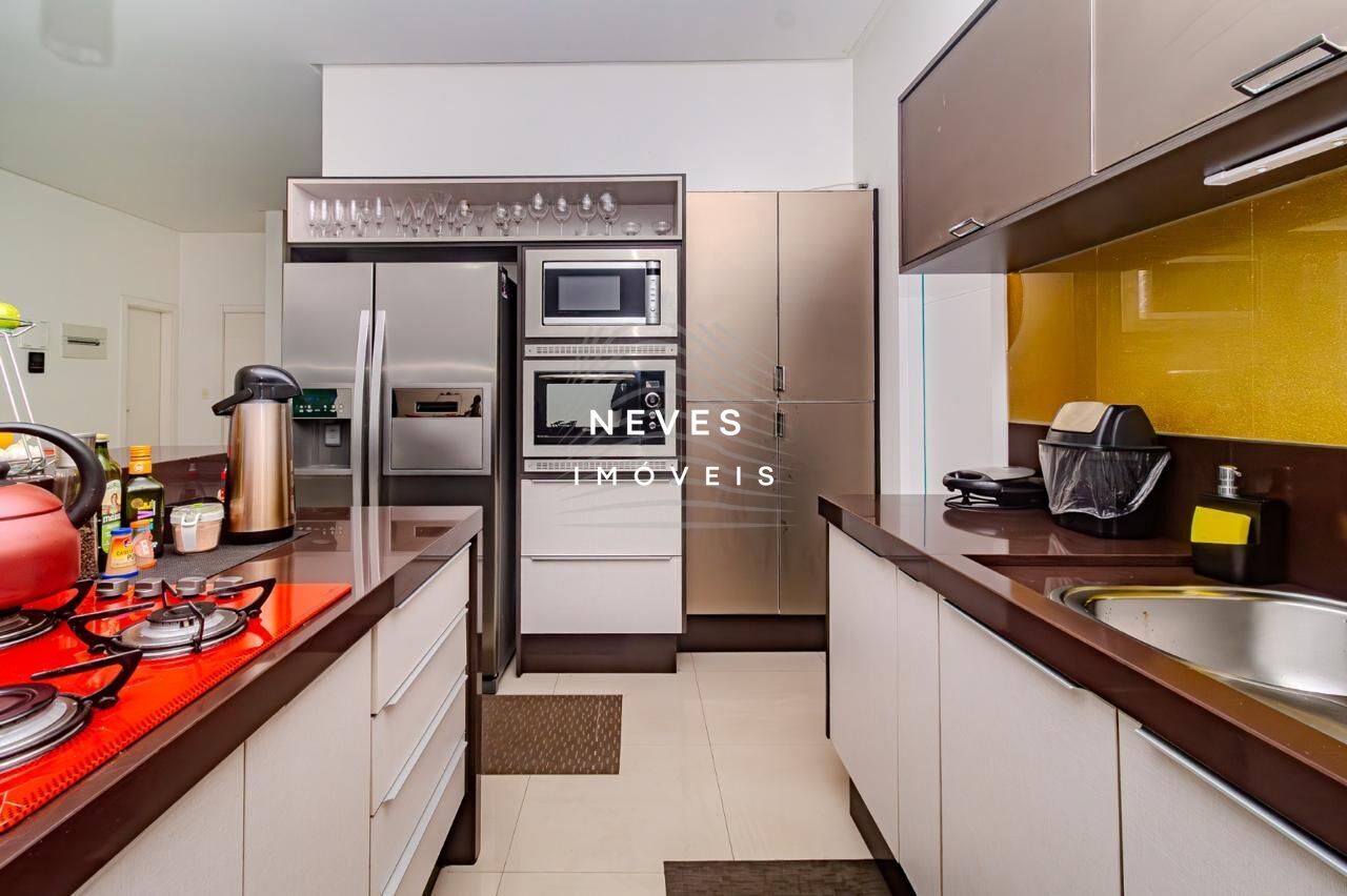 Casa, 4 quartos, 300 m² - Foto 44