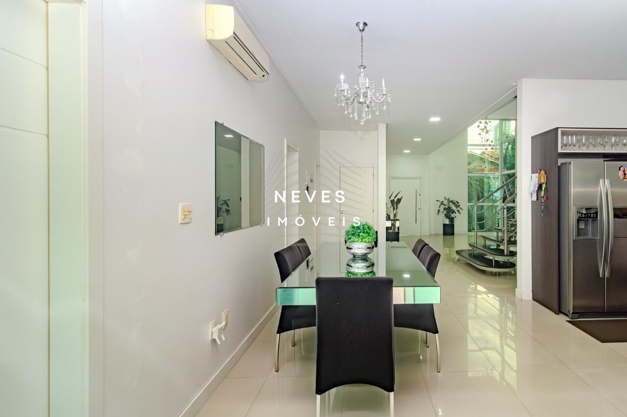 Casa, 4 quartos, 300 m² - Foto 43