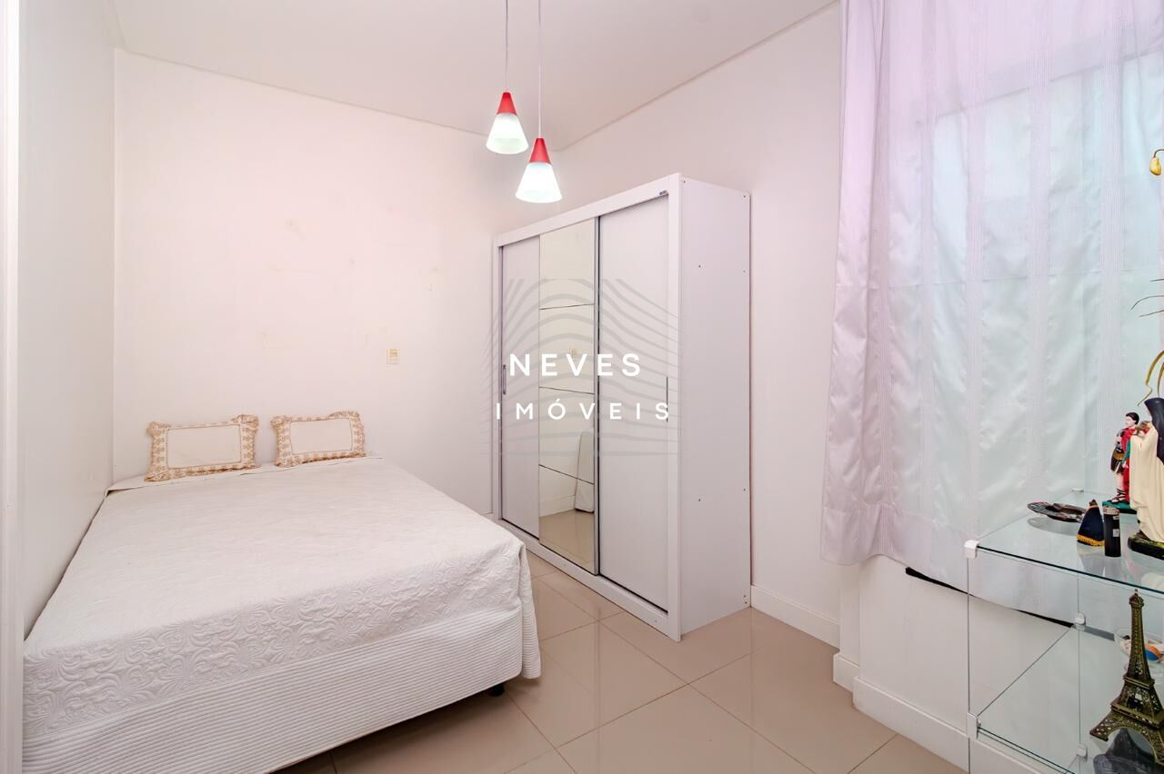 Casa, 4 quartos, 300 m² - Foto 32