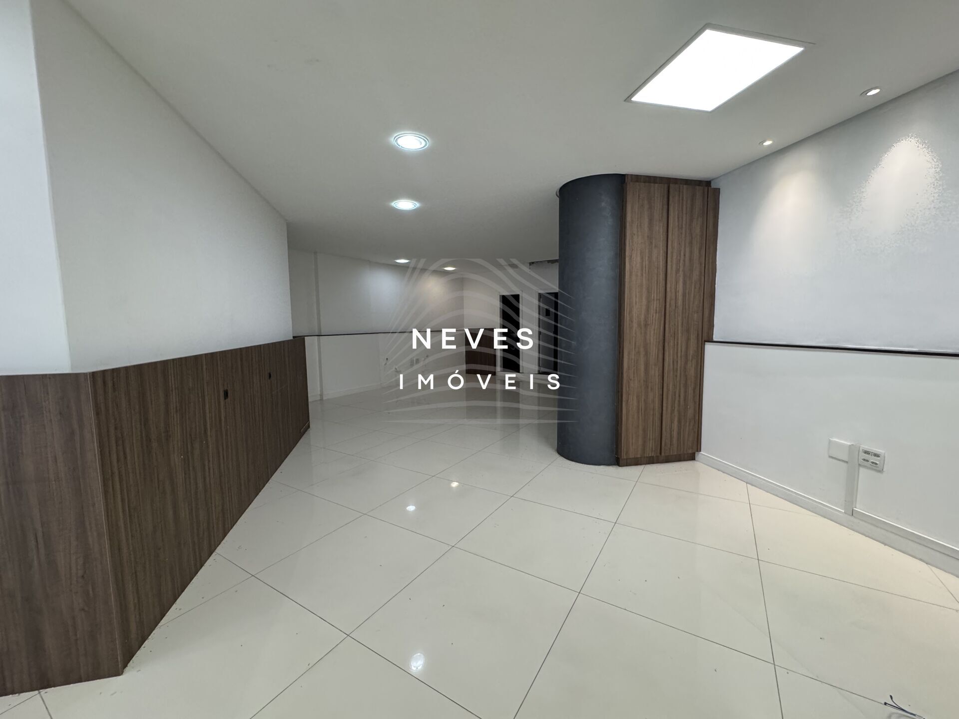 Sala-Conjunto, 220 m² - Foto 2