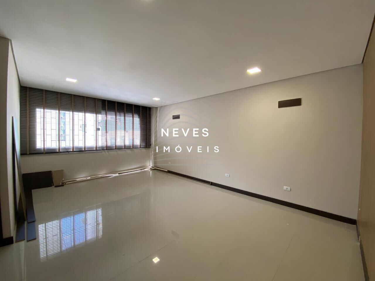Sala-Conjunto, 331 m² - Foto 10