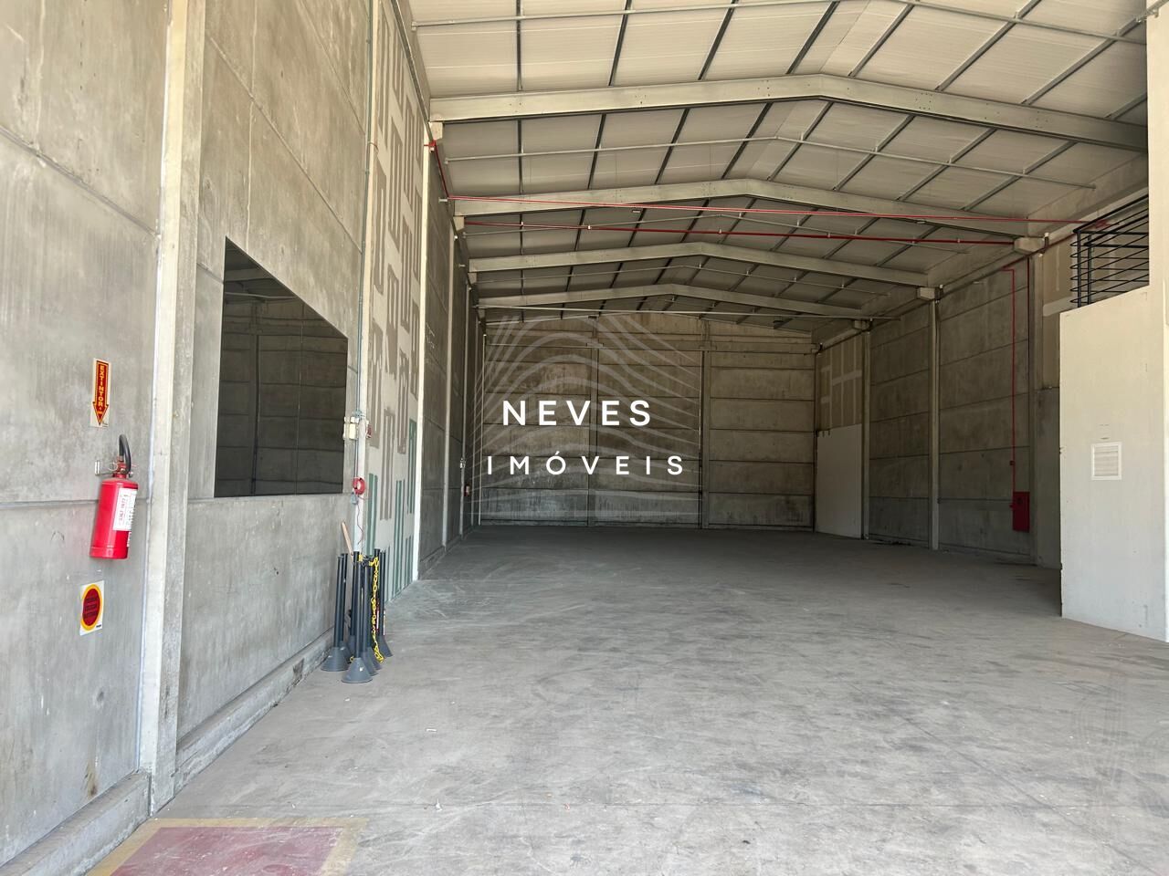 Depósito-Galpão, 1000 m² - Foto 1