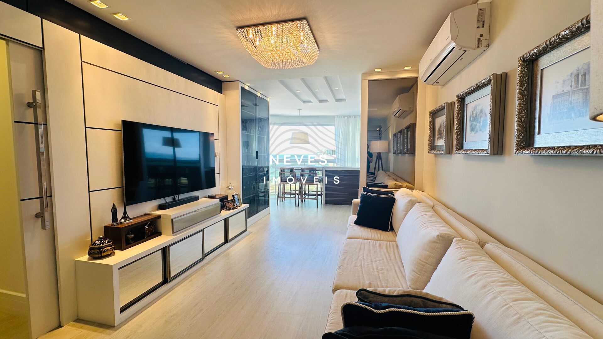 Apartamento, 3 quartos, 160 m² - Foto 1