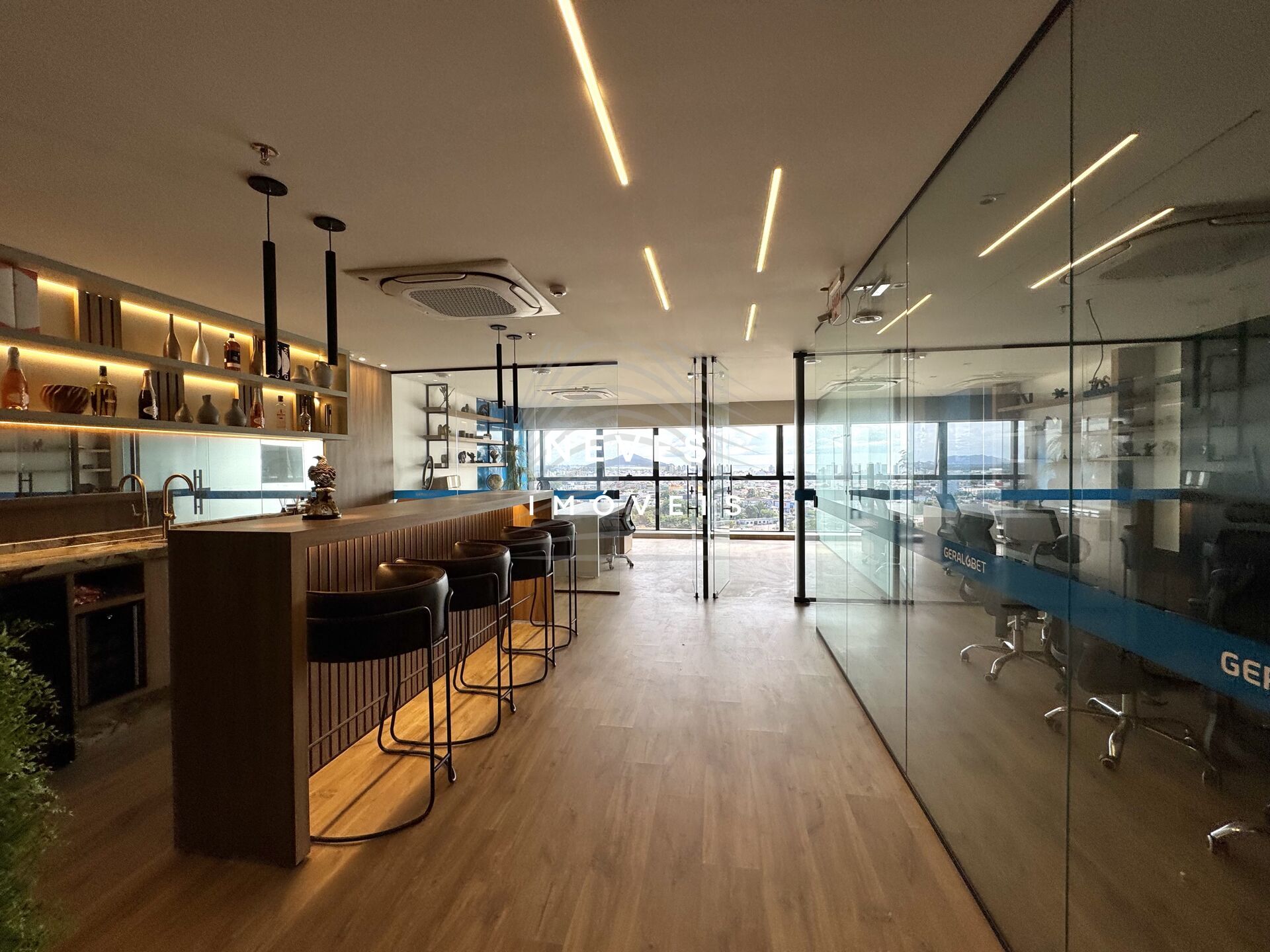 Sala-Conjunto, 100 m² - Foto 1