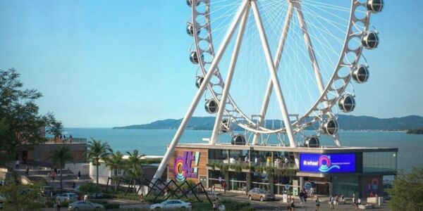 Montagem da roda-gigante It!Wheel avança em Itapema e nova atração promete revolucionar o turismo - Março
