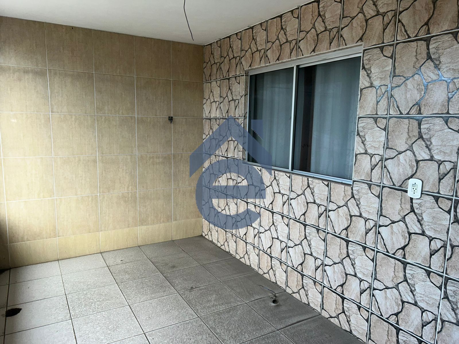 Casa à venda com 3 quartos, 104m² - Foto 3