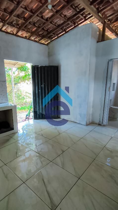 Casa à venda com 2 quartos, 144m² - Foto 3