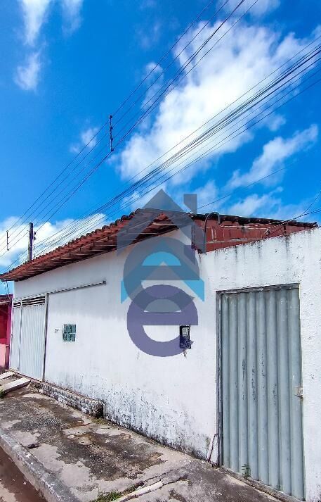 Casa à venda com 2 quartos, 84m² - Foto 1
