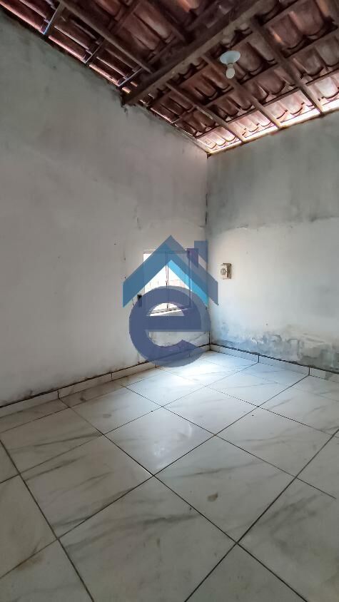Casa à venda com 2 quartos, 84m² - Foto 6