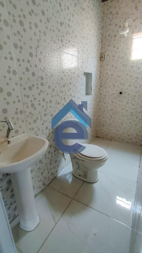 Casa à venda com 2 quartos, 84m² - Foto 5
