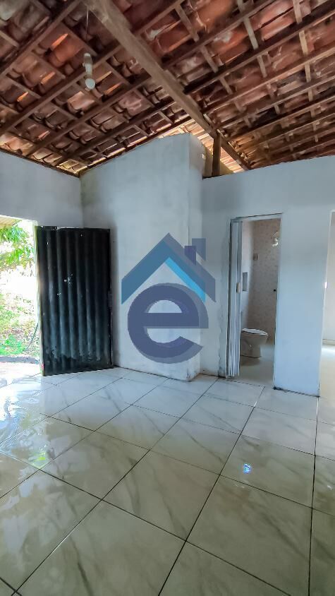 Casa à venda com 2 quartos, 84m² - Foto 3