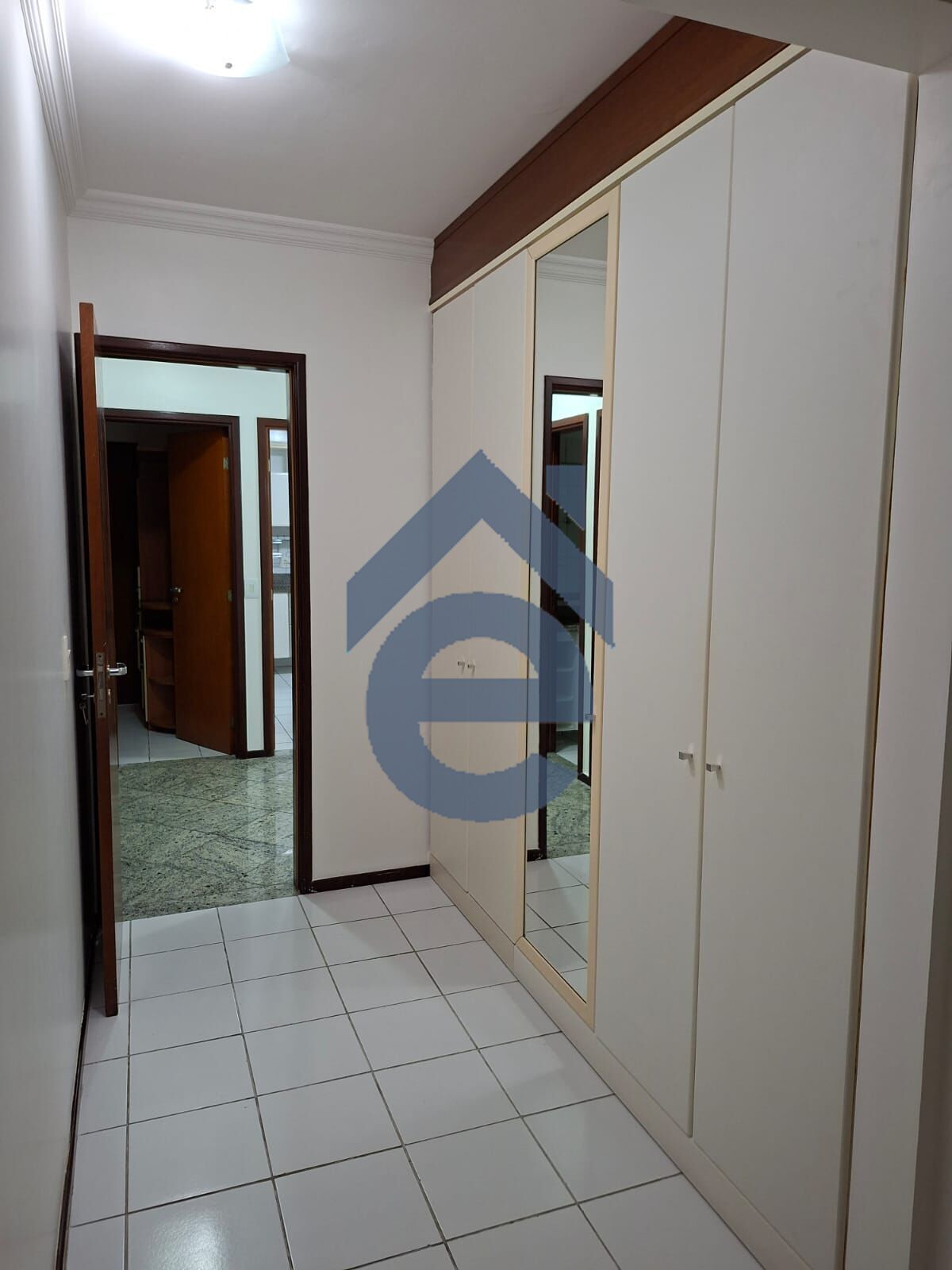 Apartamento à venda com 3 quartos, 84m² - Foto 9