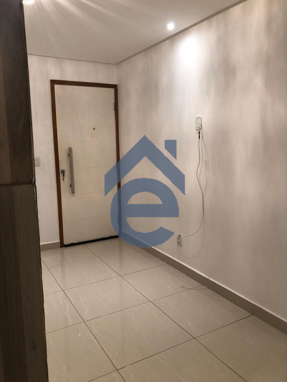 Apartamento à venda com 2 quartos, 43m² - Foto 3