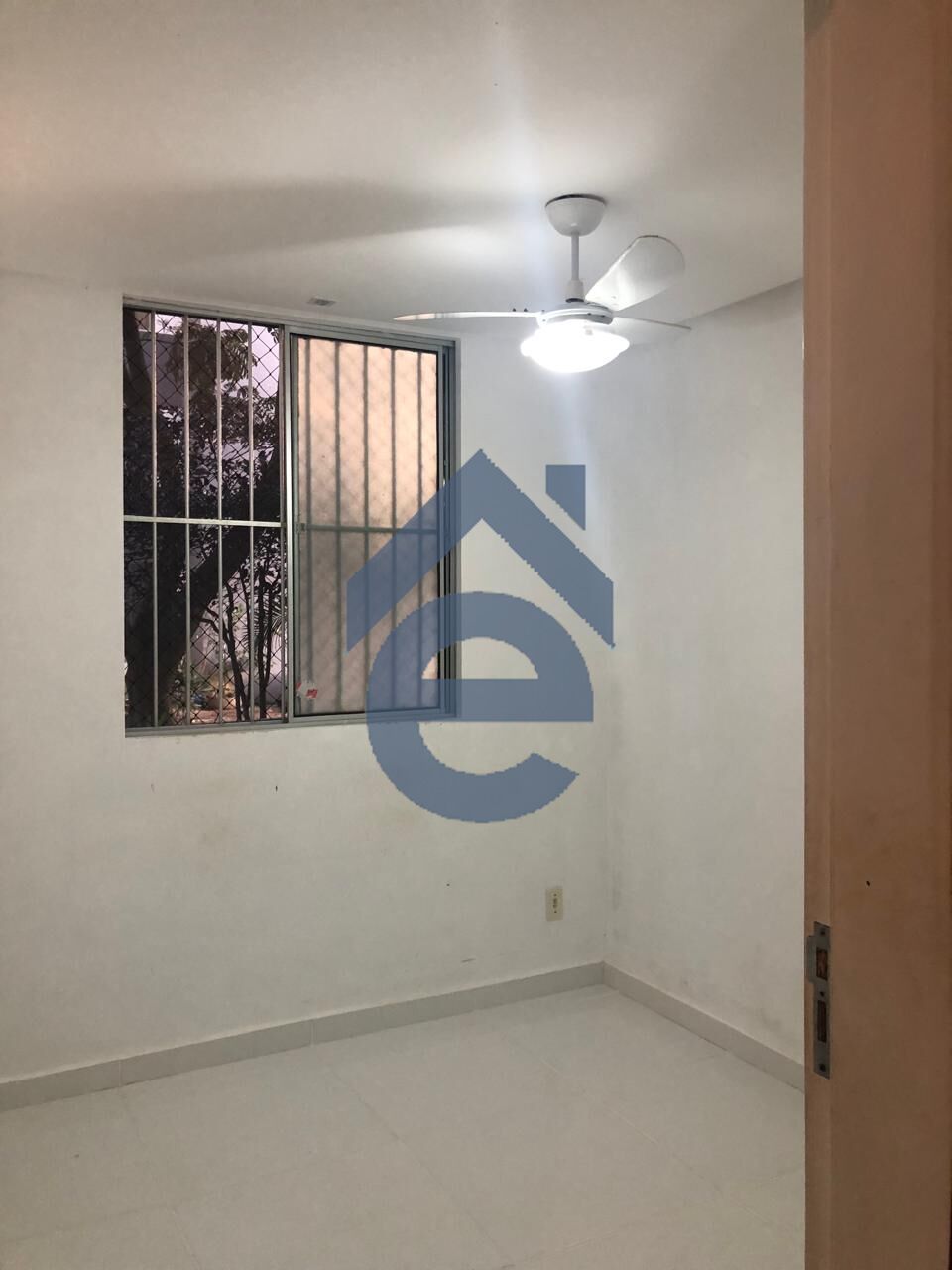 Apartamento à venda com 2 quartos, 43m² - Foto 11