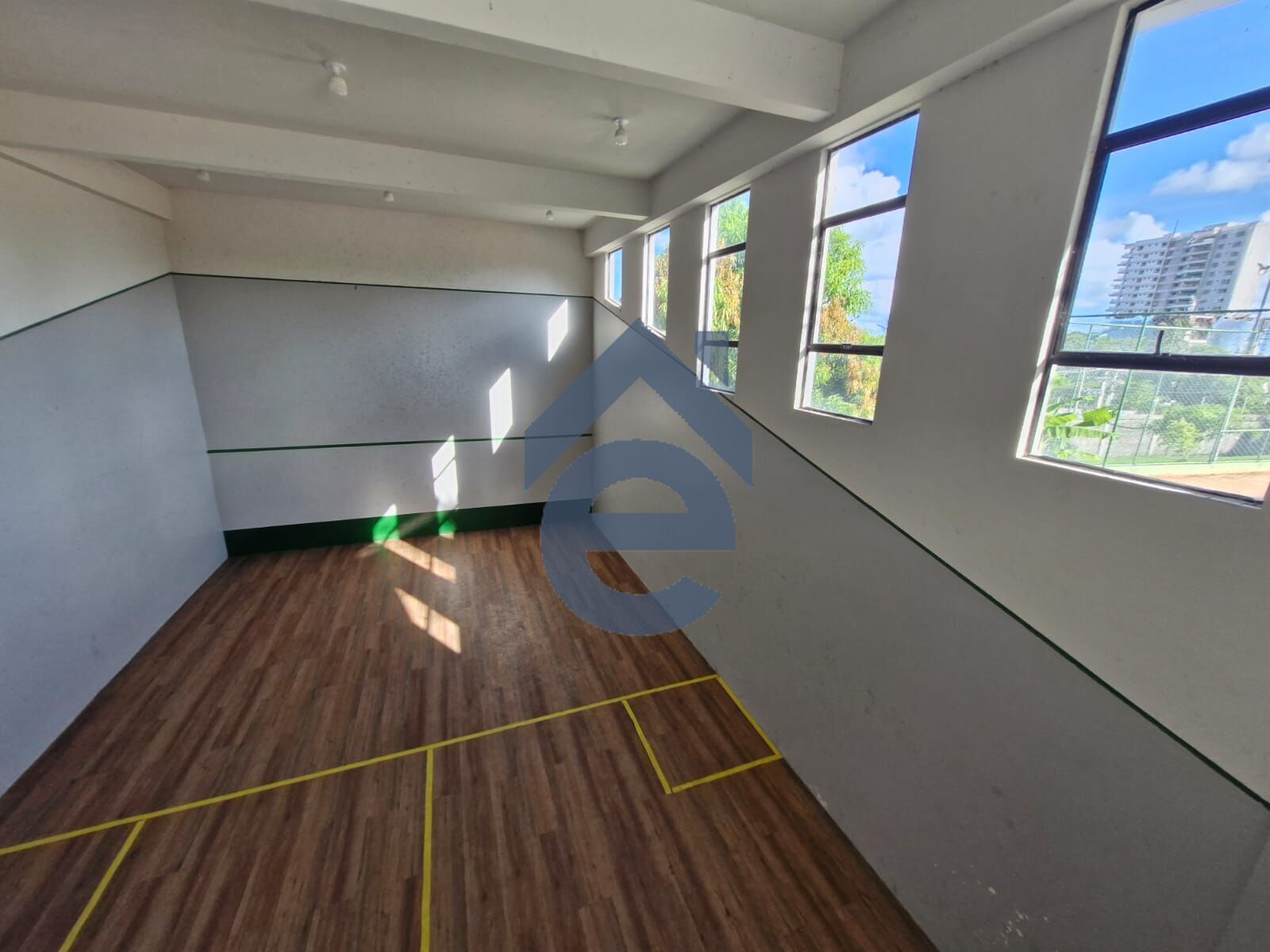 Casa à venda com 6 quartos, 545m² - Foto 31