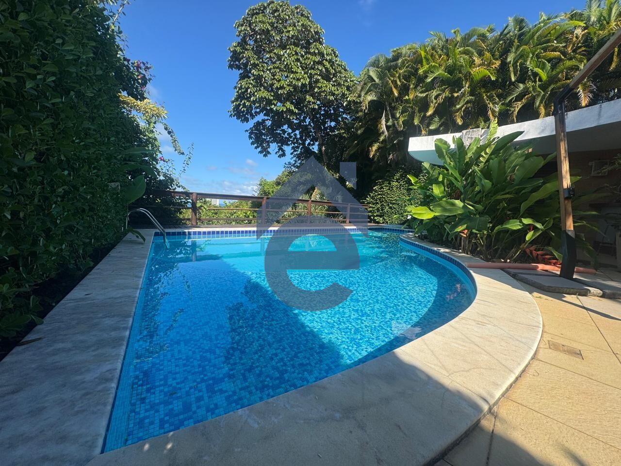 Casa à venda com 6 quartos, 545m² - Foto 27