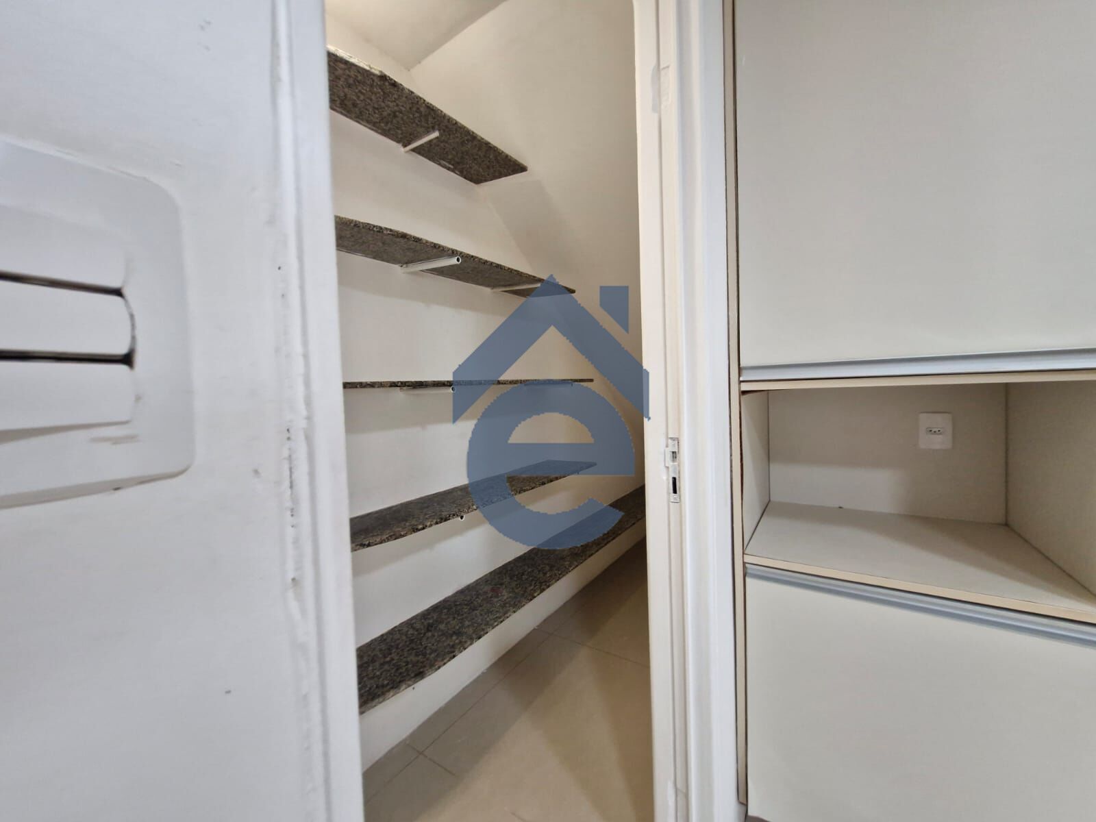 Casa à venda com 4 quartos, 437m² - Foto 30