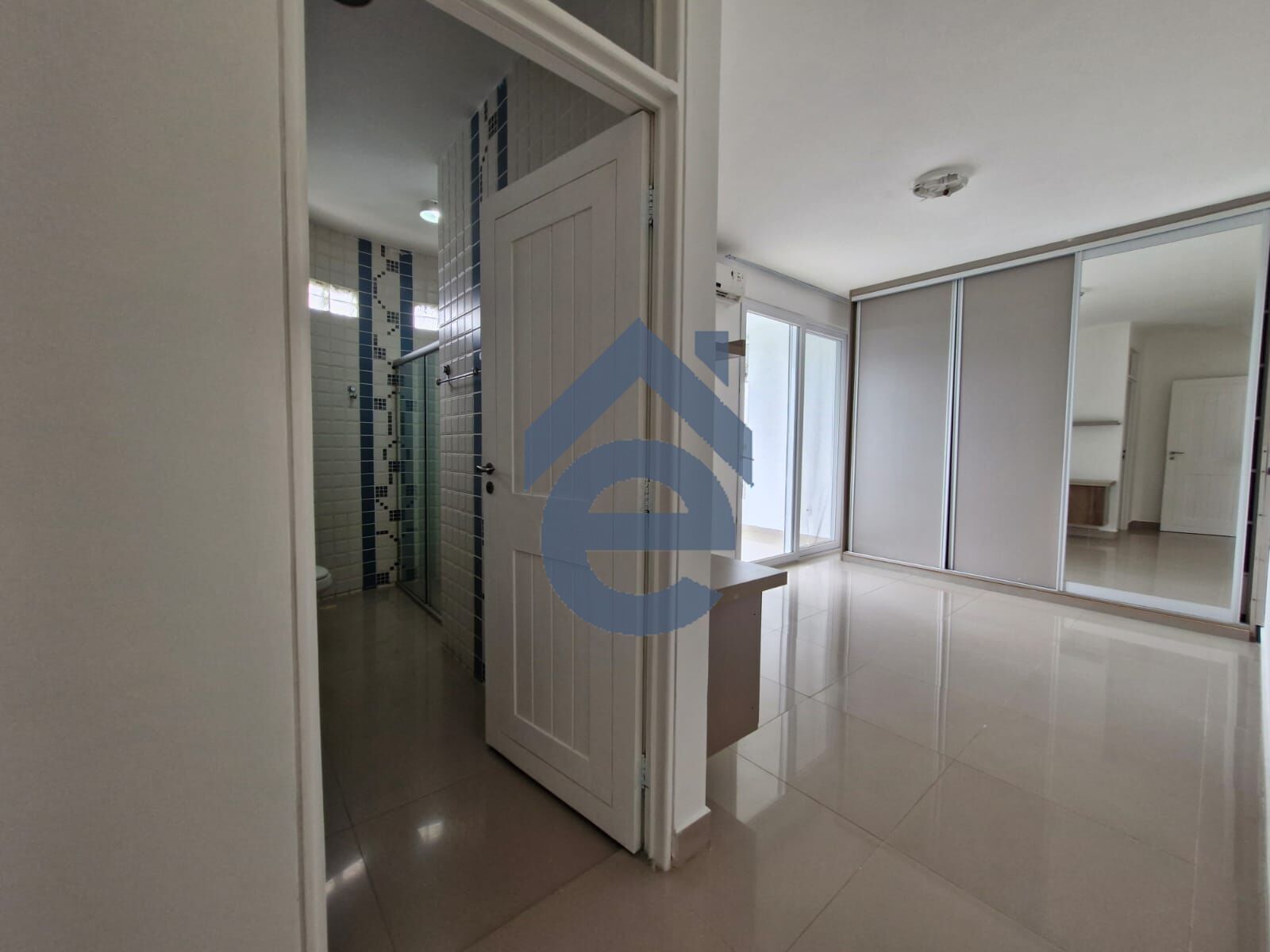 Casa à venda com 4 quartos, 437m² - Foto 17