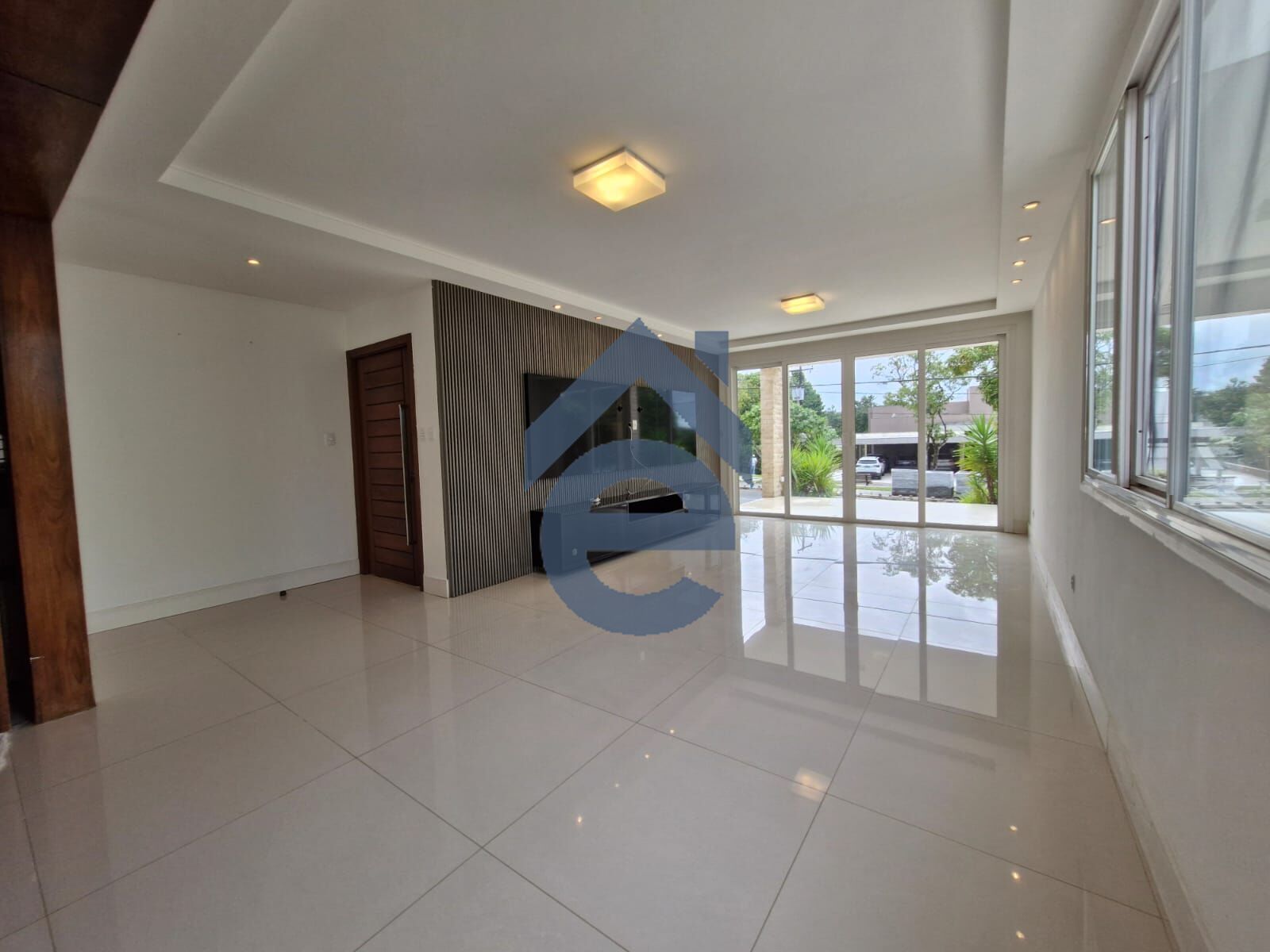 Casa à venda com 4 quartos, 437m² - Foto 8
